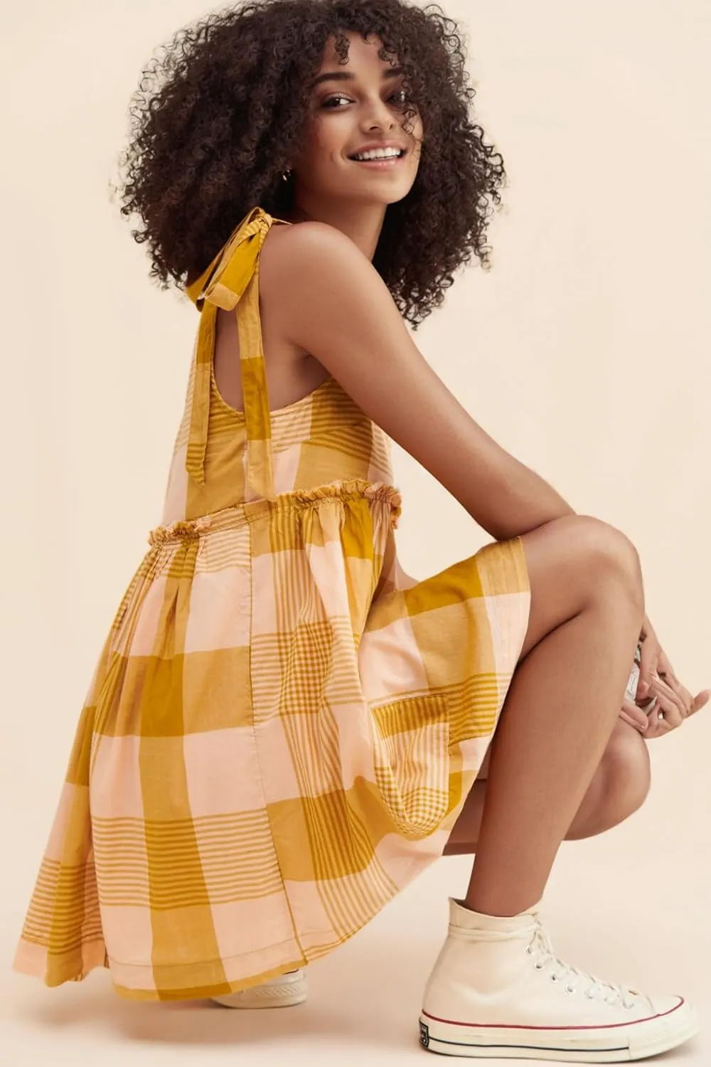 AMEBELLE Summer Mini Dresses for Women Casual Sleeveless Tank Dresses Crewneck Flowy Sundress with Pockets