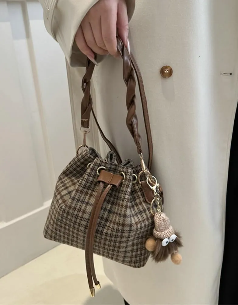 Cute Tweed Tote Bag Mini Sling Shoulder Bag Trendy Top Handle Purse Causal Bucket Purse Satchel Bag with Charming Pendent