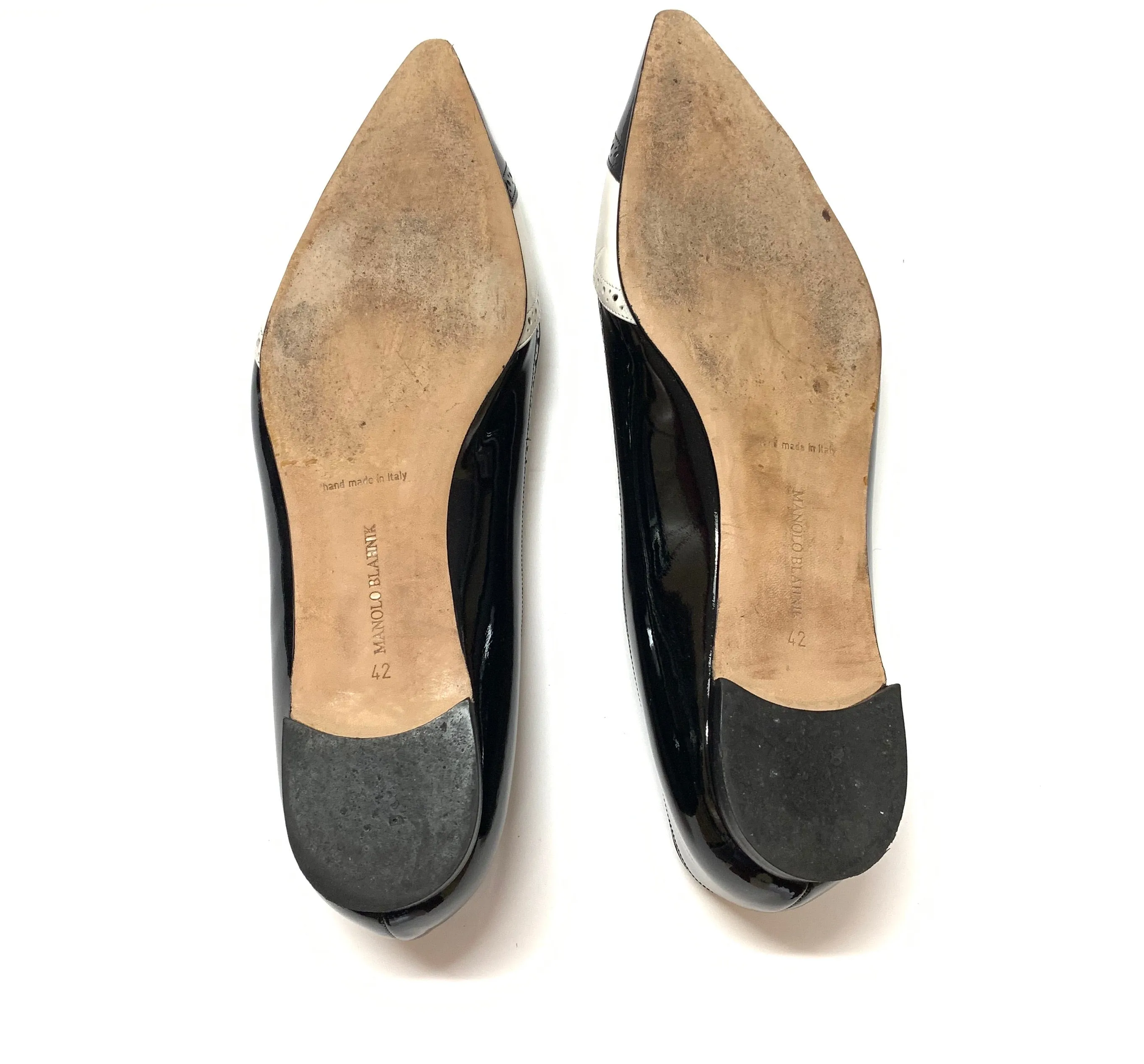 MANOLO BLAHNIK AGAFLAT POINTY SPECTATOR FLATS SIZE 42