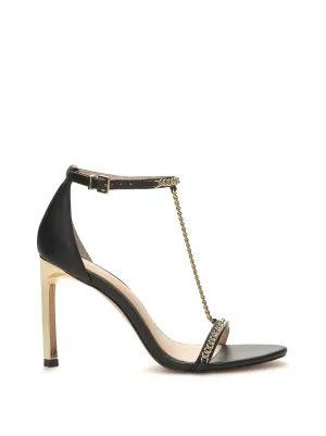 Qiven High Heel in Black