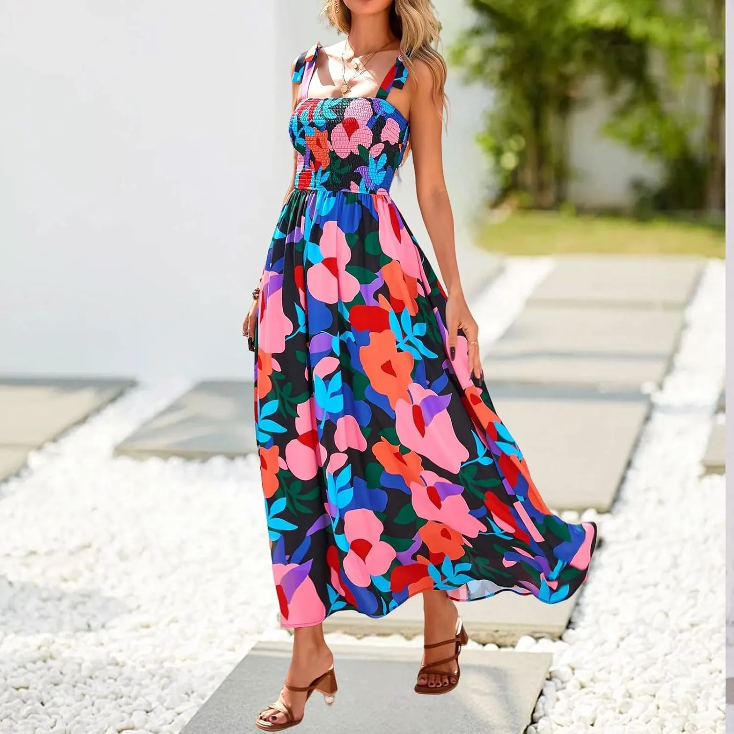Summer Dresses for Women 2025 Sleeveless Smocked Boho Floral Maxi Dresses Spaghetti Strap Beach Sundress with Pockets