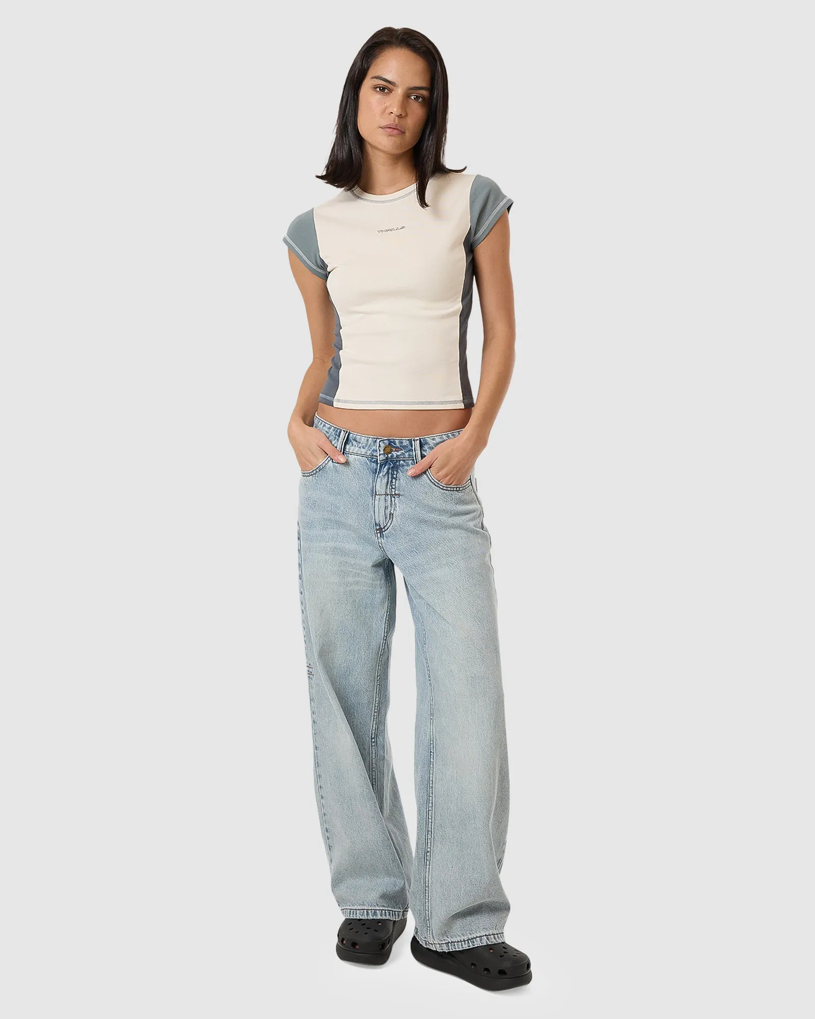 WOMENS GRIP CLUB T-SHIRT